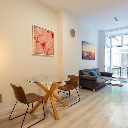 Urbe10 Plaza De La Constucion Premium Loft Apartment Malaga Exterior photo