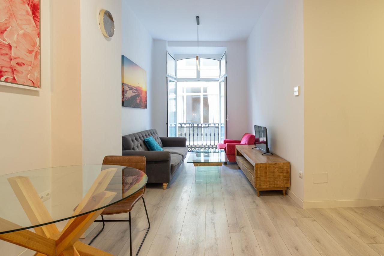 Urbe10 Plaza De La Constucion Premium Loft Apartment Malaga Exterior photo